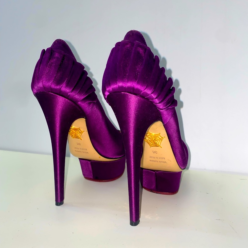 Charlotte Olympia Purple Satin Paloma Platform Size 36 Pumps
